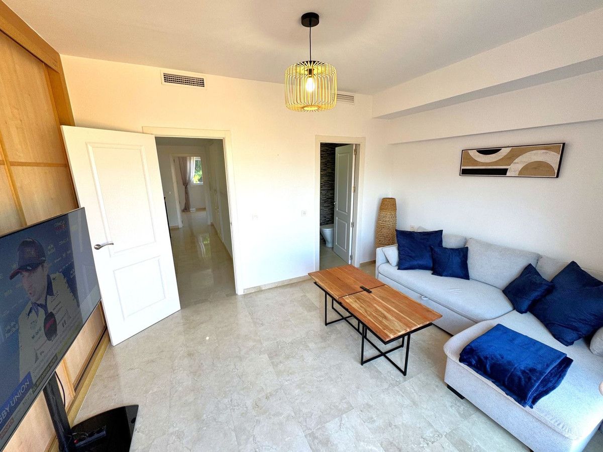 Living room of Single-family semi-detached for sale in Marbella  with Terrace and Community pool