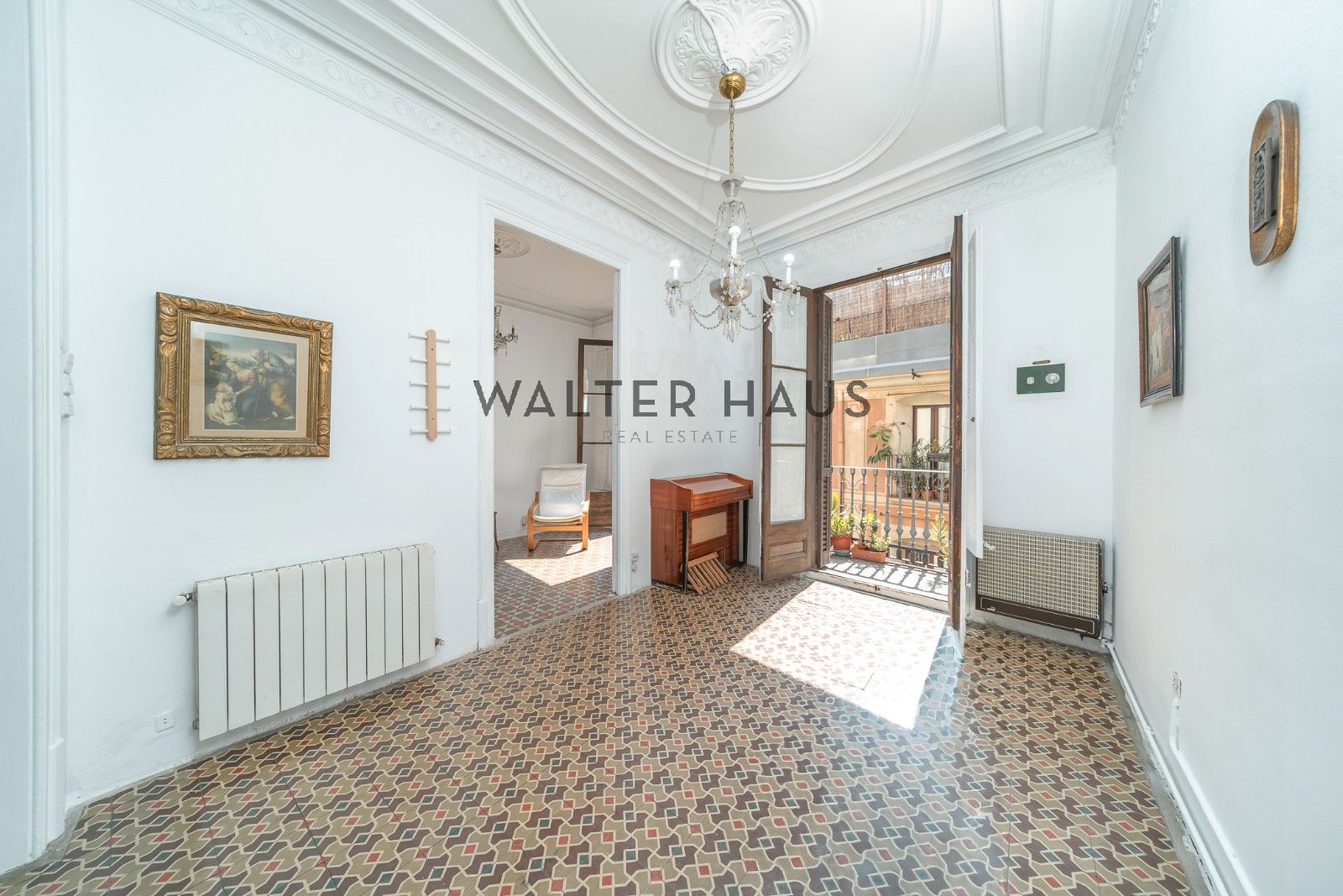Flat for sale in  Barcelona Capital  with Heating and Balcony