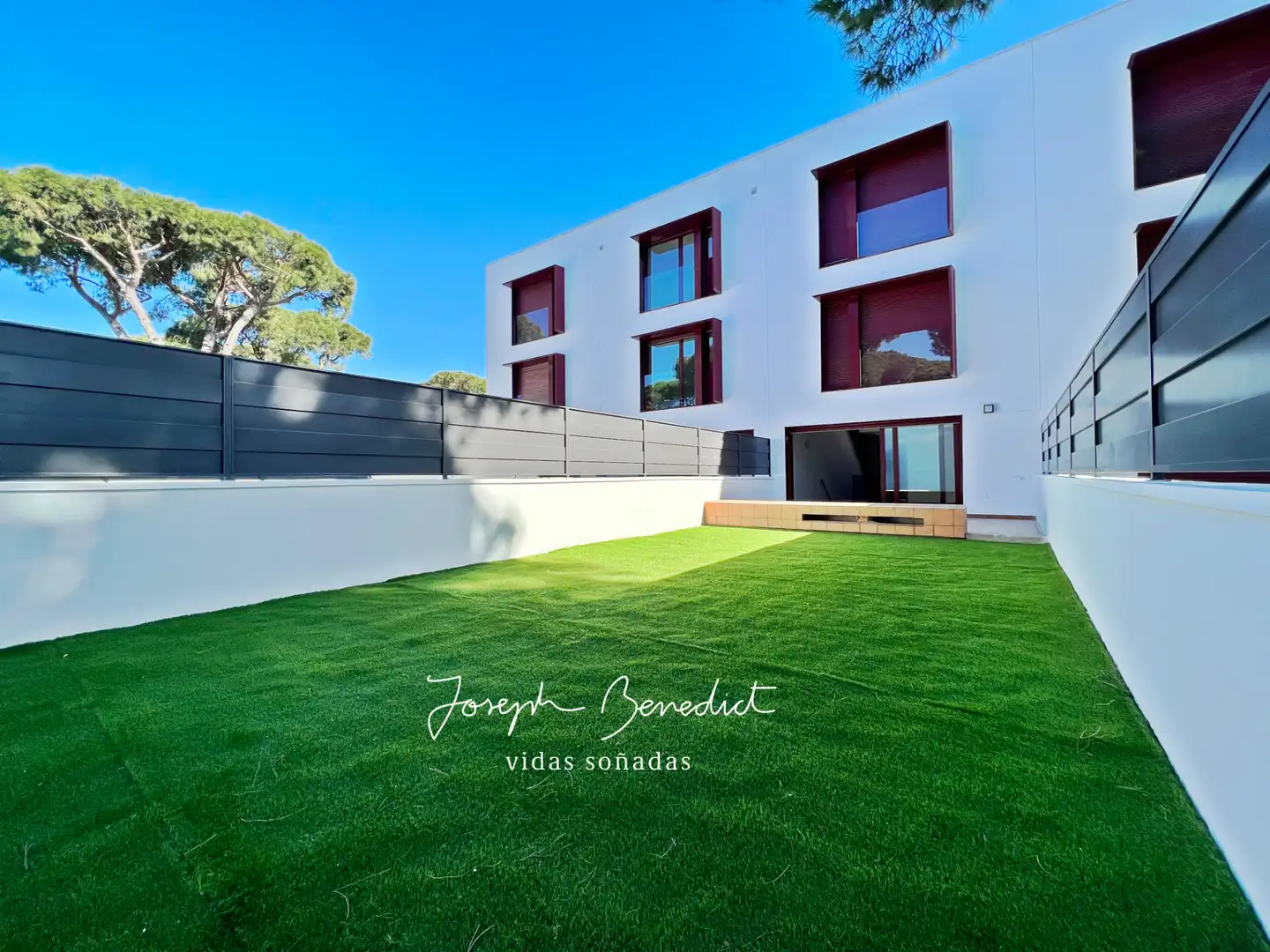 Jardí de Casa o xalet en venda en Castelldefels amb Aire condicionat, Calefacció i Jardí privat