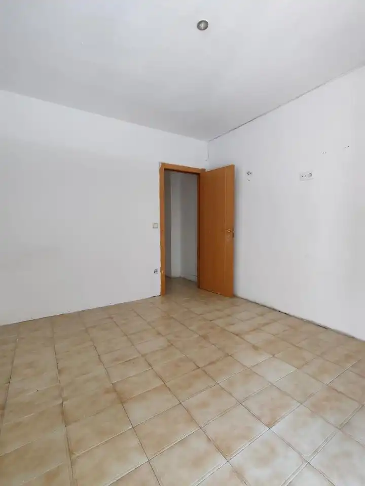 Bedroom of Flat for sale in Zaragoza  with Heating and Storage room