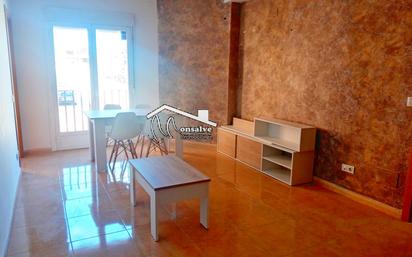 Living room of Flat for sale in Yeles  with Oven and Balcony