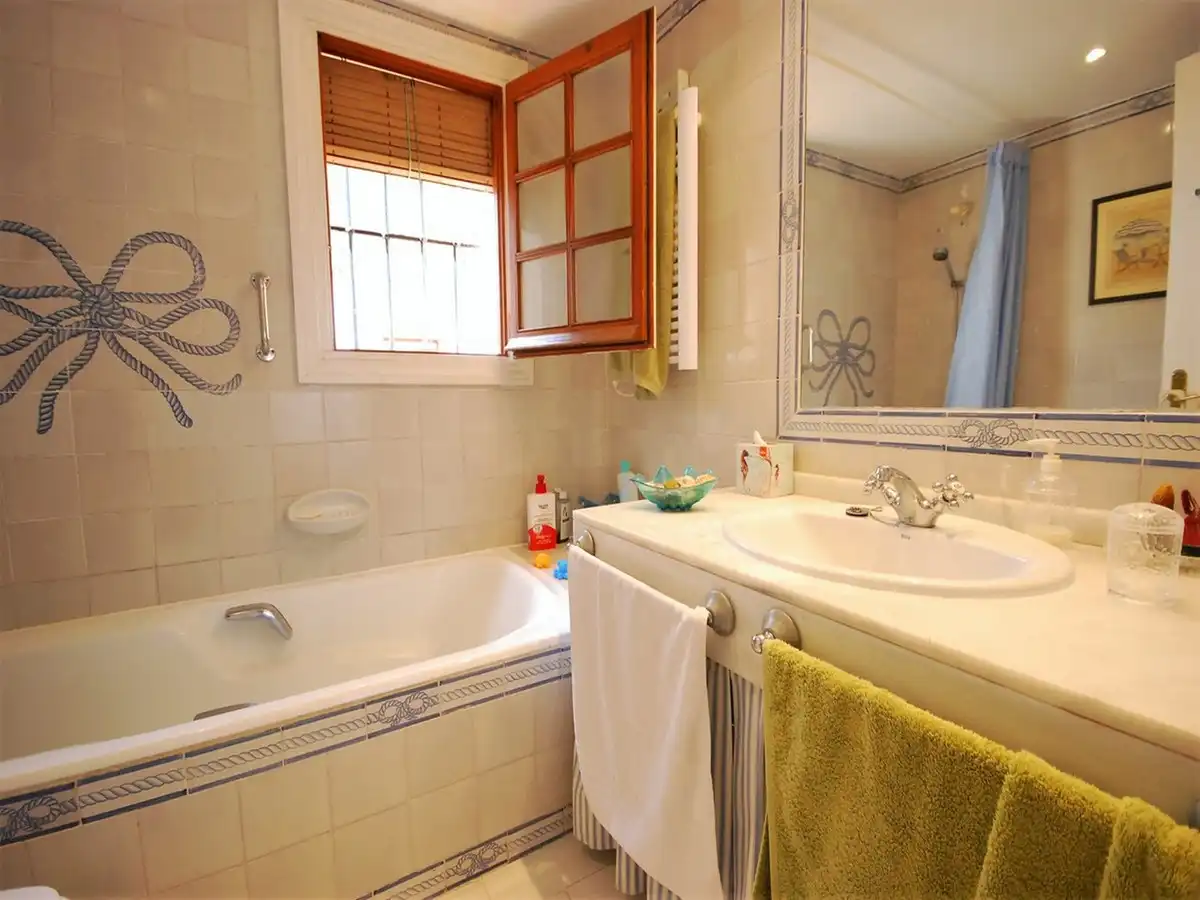 Habitatge amb terrassa en venda a San Pedro de Alcántara, imagen 4