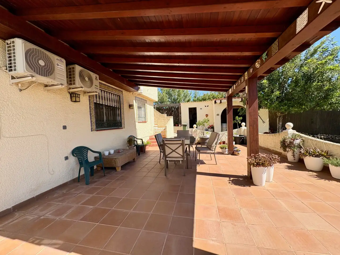 Terrassa de Casa o xalet en venda en Cheste amb Aire condicionat, Calefacció i Jardí privat