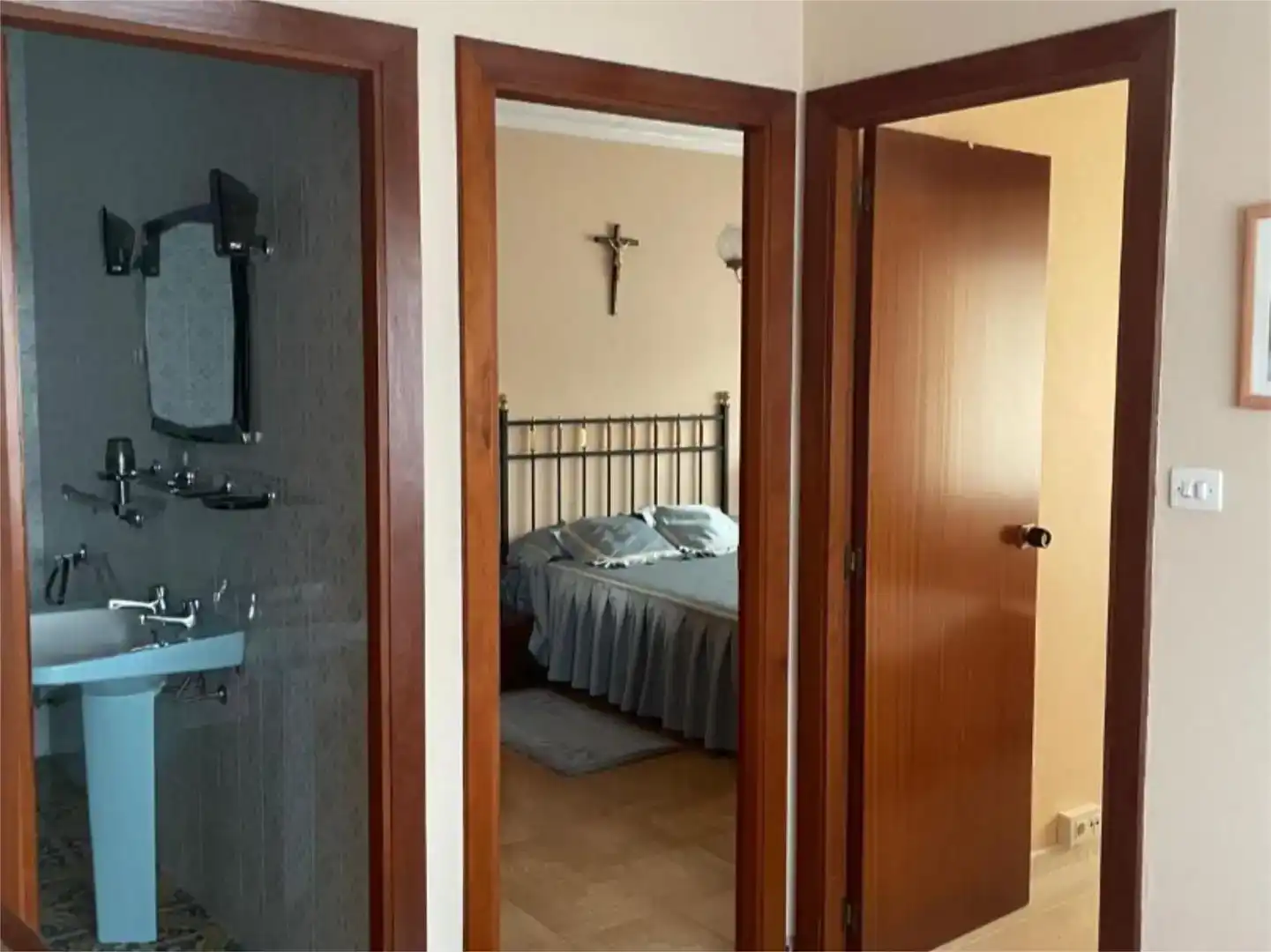 Habitación de Piso en venta en Ponteceso con Amueblado y Balcón