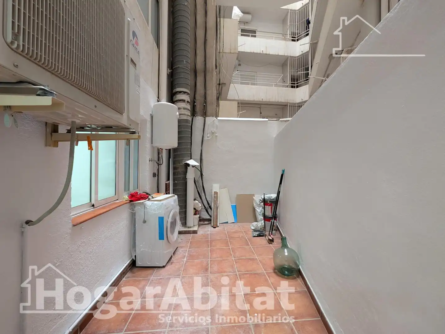 Flat for sale in Alicante / Alacant  with Air Conditioner and Furnished