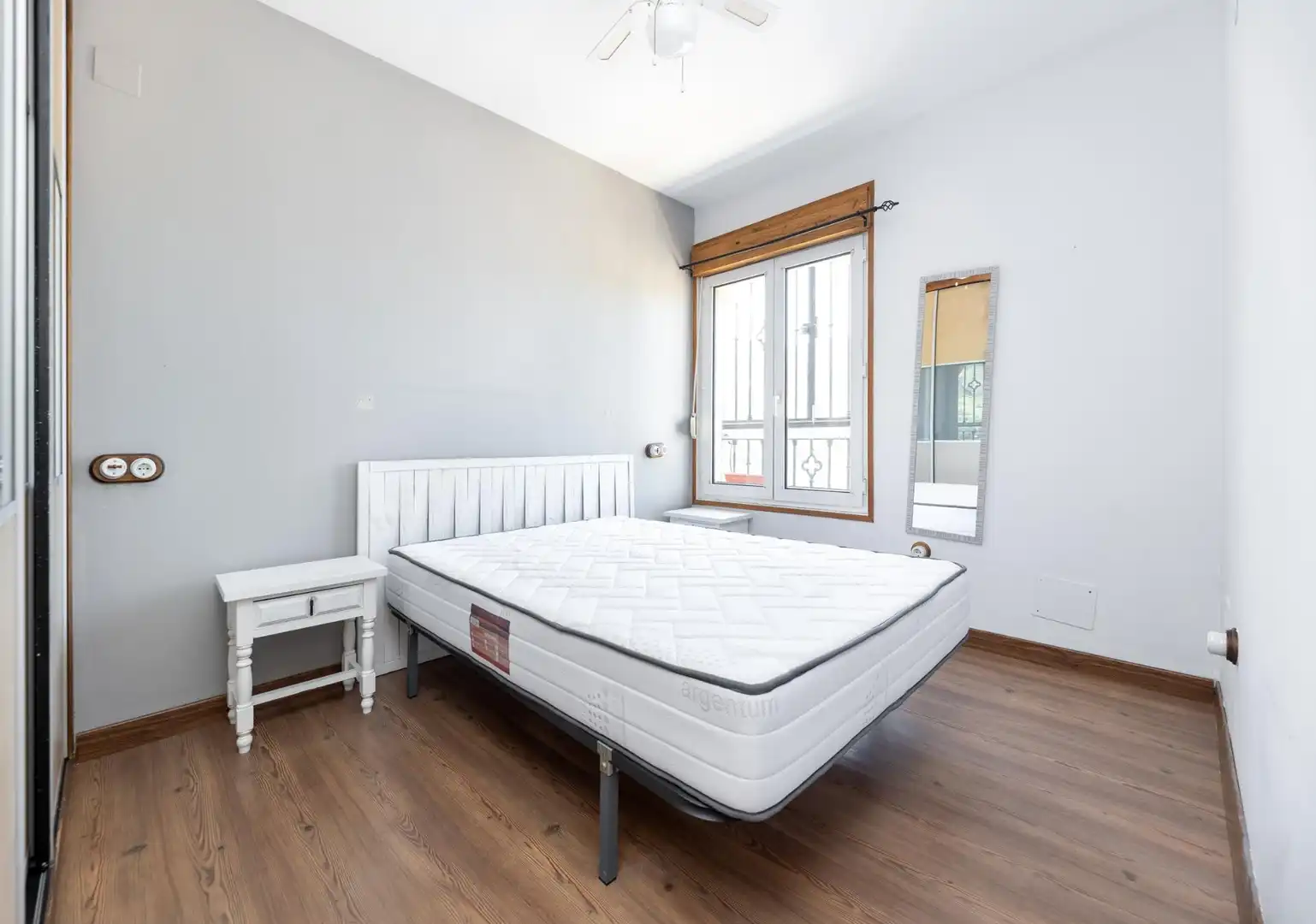 Bedroom of Flat for sale in Cenes de la Vega  with Storage room and Balcony