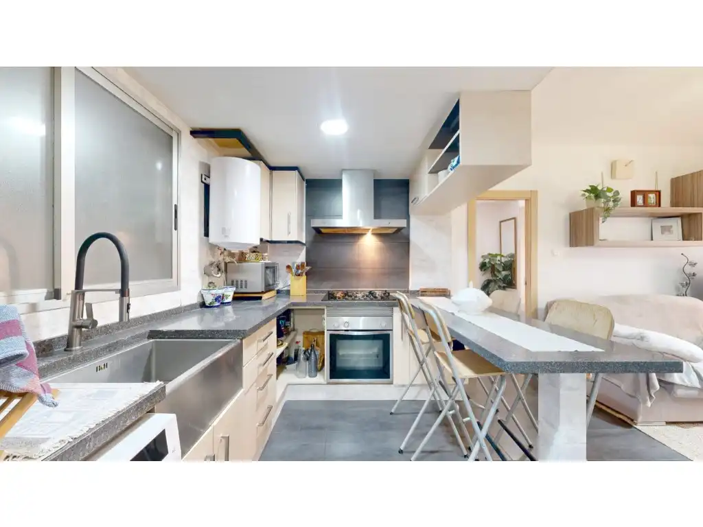 Cocina de Piso en venta en Valencia con Aire acondicionado