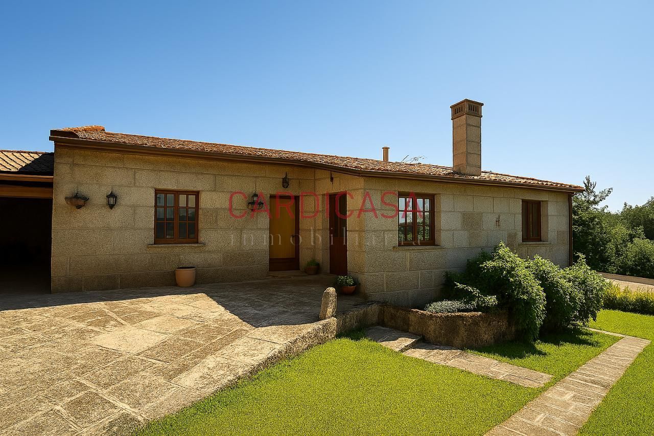 Vista exterior de Casa o chalet en venta en Mondariz con Calefacción, Jardín privado y Terraza