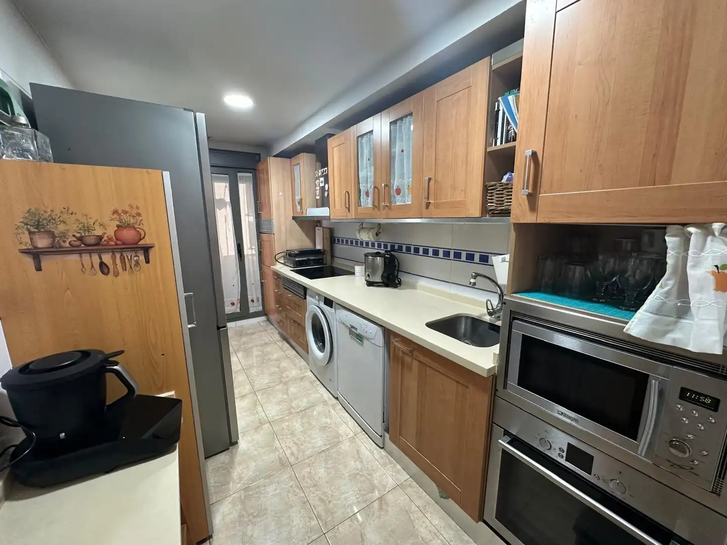 Kitchen of Flat for sale in Jerez de la Frontera  with Air Conditioner, Private garden and Parquet flooring