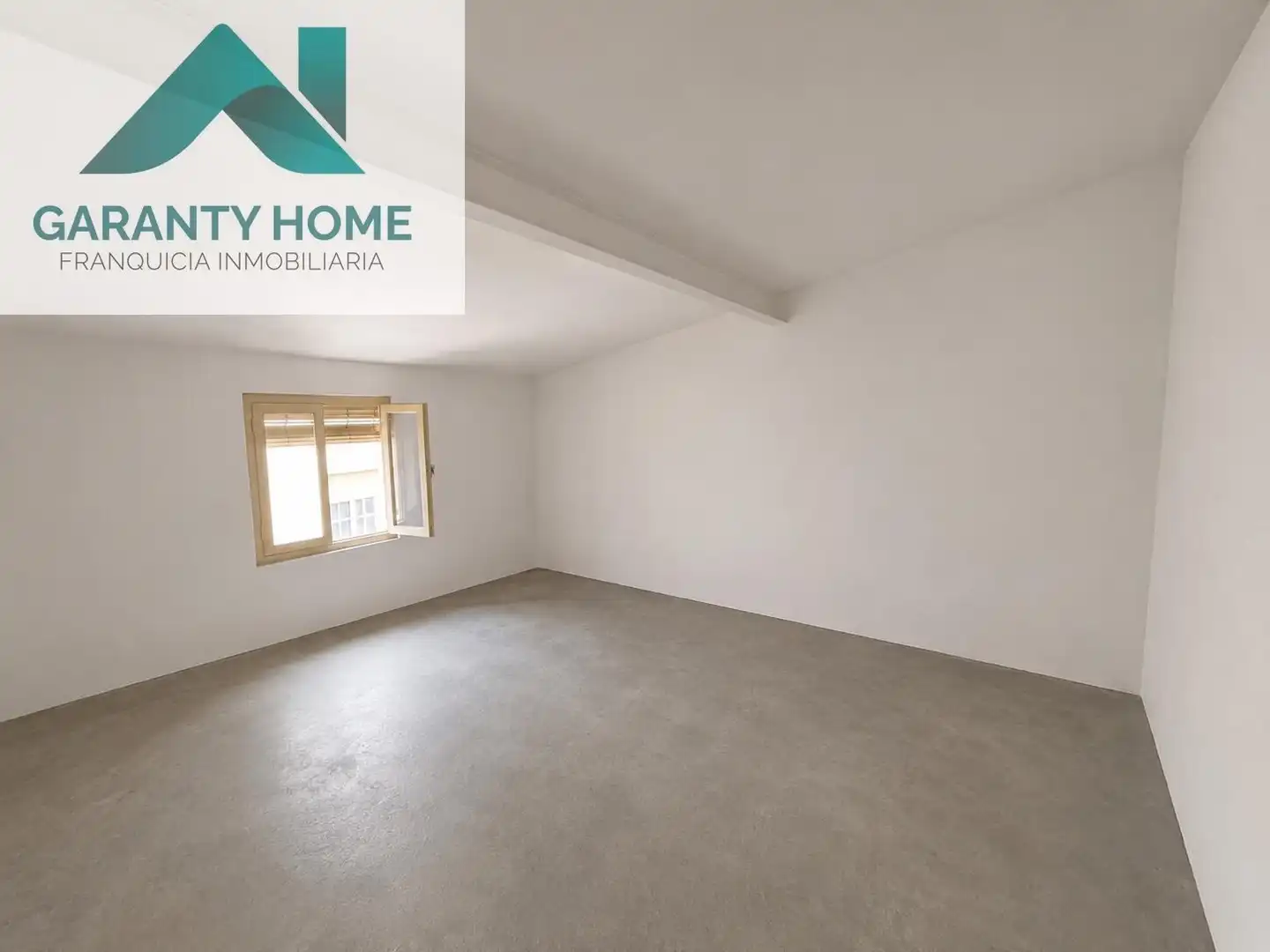 Sala de estar de Casa o chalet en venta en Fuensanta de Martos con Terraza, Trastero y Amueblado