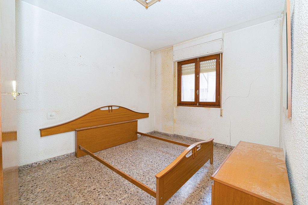 Piso en venta en Calle la Reina, 51