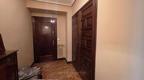 Foto 2 de Piso de alquiler en Cuesta del Carmen, Barrio del Centro, Salamanca Capital