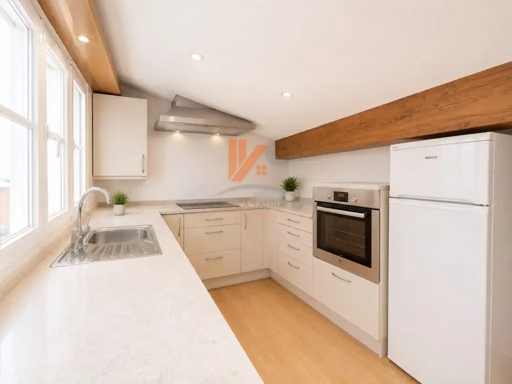 Kitchen of Flat for sale in Santiago de Compostela   with Oven