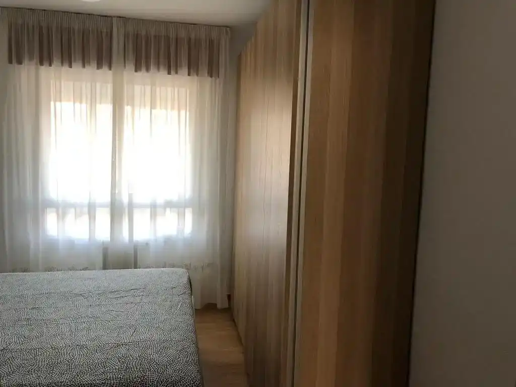 Schlafzimmer von Wohnung zur Miete in  Albacete Capital mit Balkon