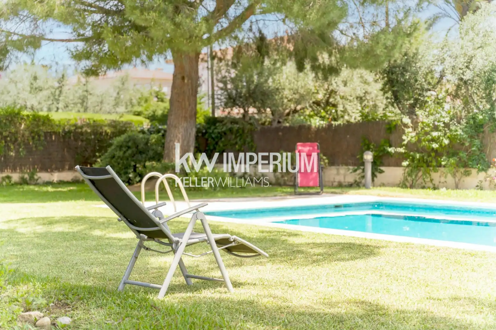 Vista exterior de Casa o xalet en venda en Cambrils amb Aire condicionat, Calefacció i Jardí privat