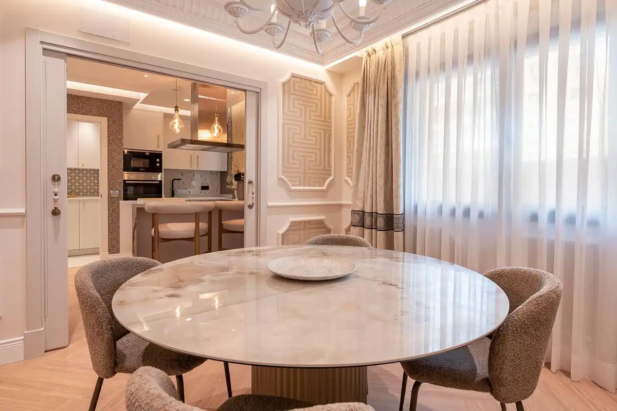 Flat with lift for sale in C. de Guzmán el Bueno, imagen 15