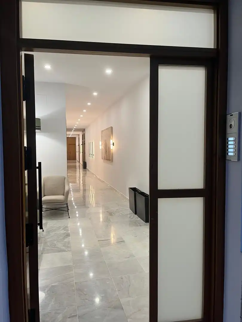 Oficina de lloguer a Calle HORMAZA