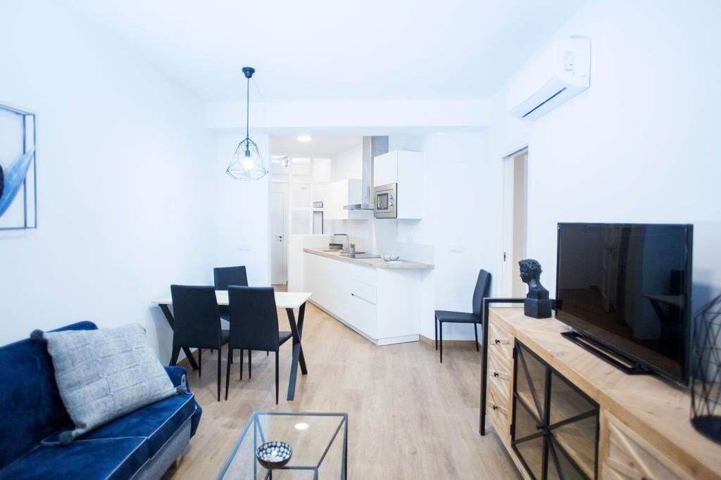 Sala de estar de Piso de alquiler en  Jaén Capital con Aire acondicionado, Calefacción y Amueblado