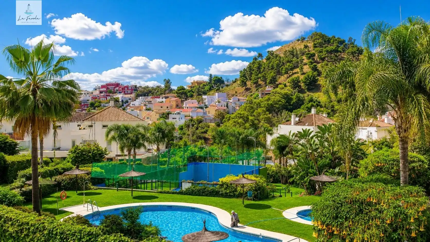 Außenansicht von Einfamilien-Reihenhaus zur Miete in Málaga mit Klimaanlage, Heizung und Terrasse