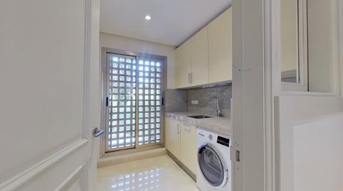 Foto 4 de Àtic en venda a Bahía de Marbella, Marbella