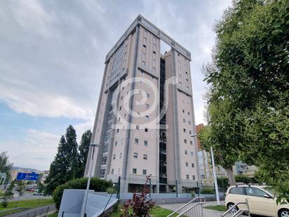 Vista exterior de Pis en venda en A Coruña Capital  amb Calefacció, Traster i Alarma
