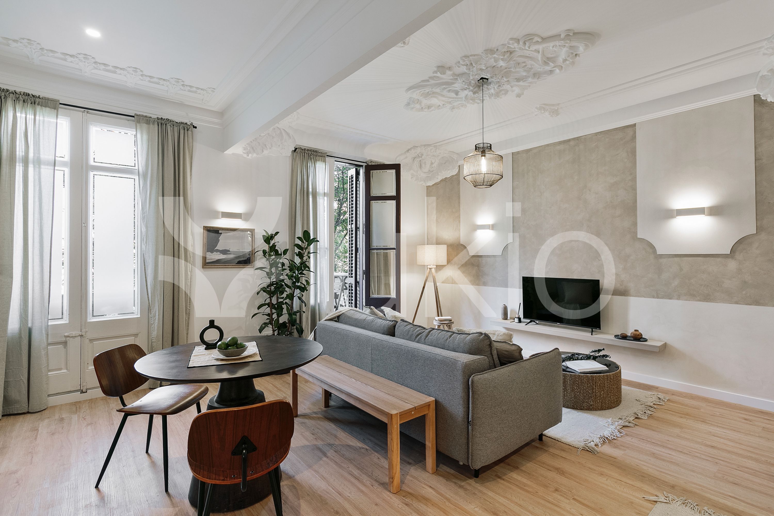 Living room of Study to rent in  Barcelona Capital  with Air Conditioner, Heating and Furnished