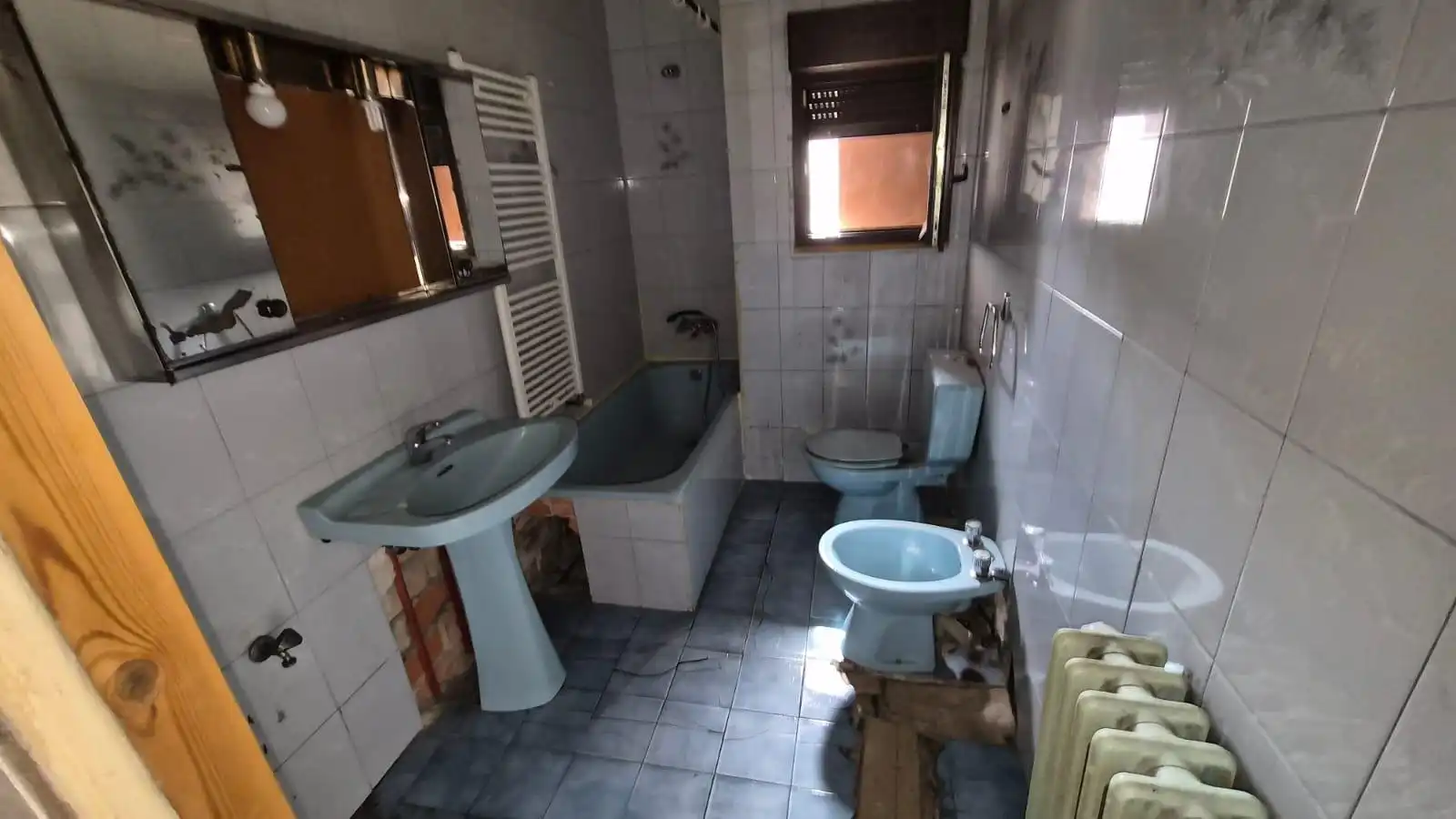 Baño de Casa o chalet en venta en Íscar con Calefacción y Jardín privado