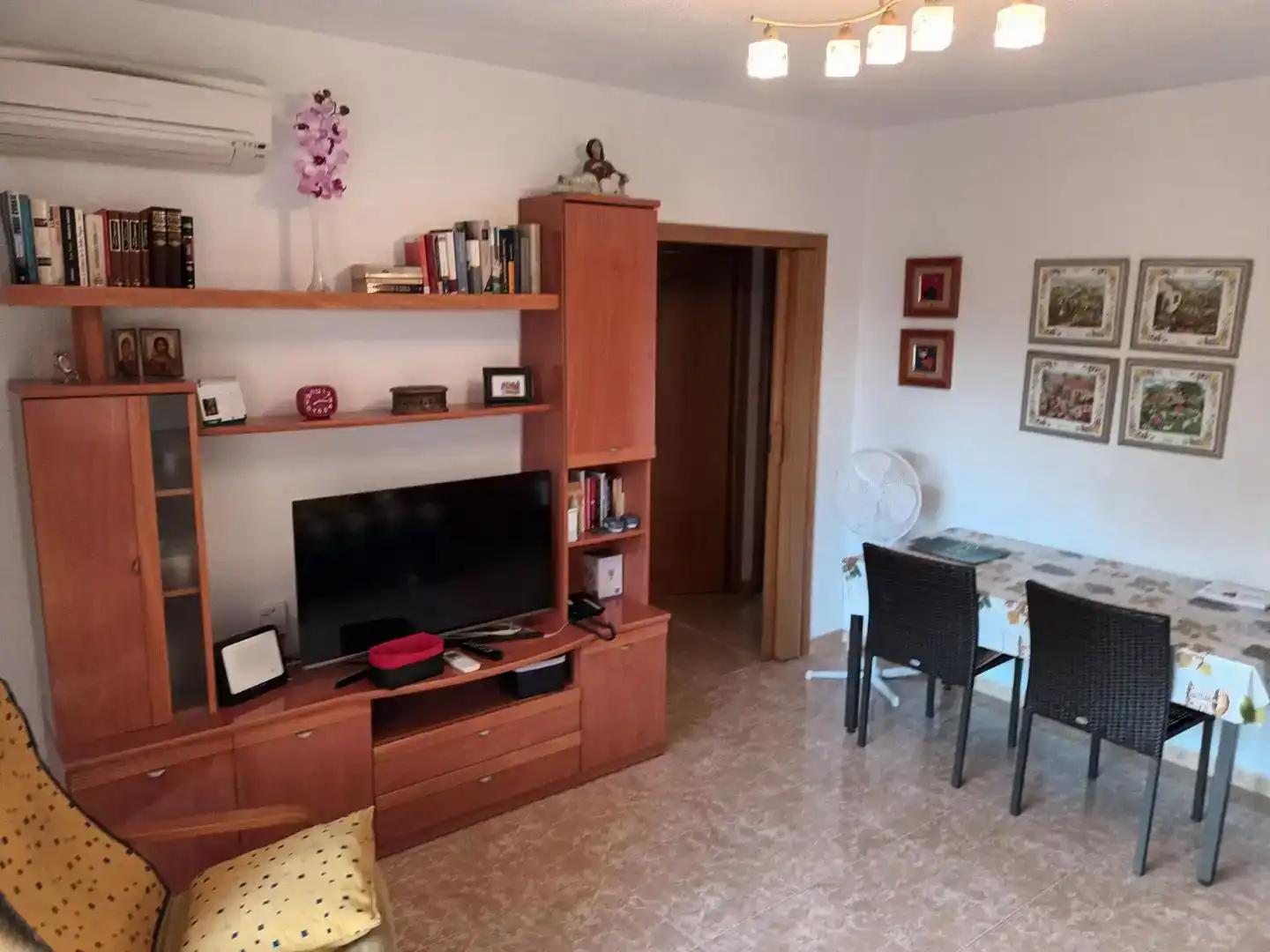 Sala d'estar de Pis en venda en El Campello amb Aire condicionat, Moblat i Balcó