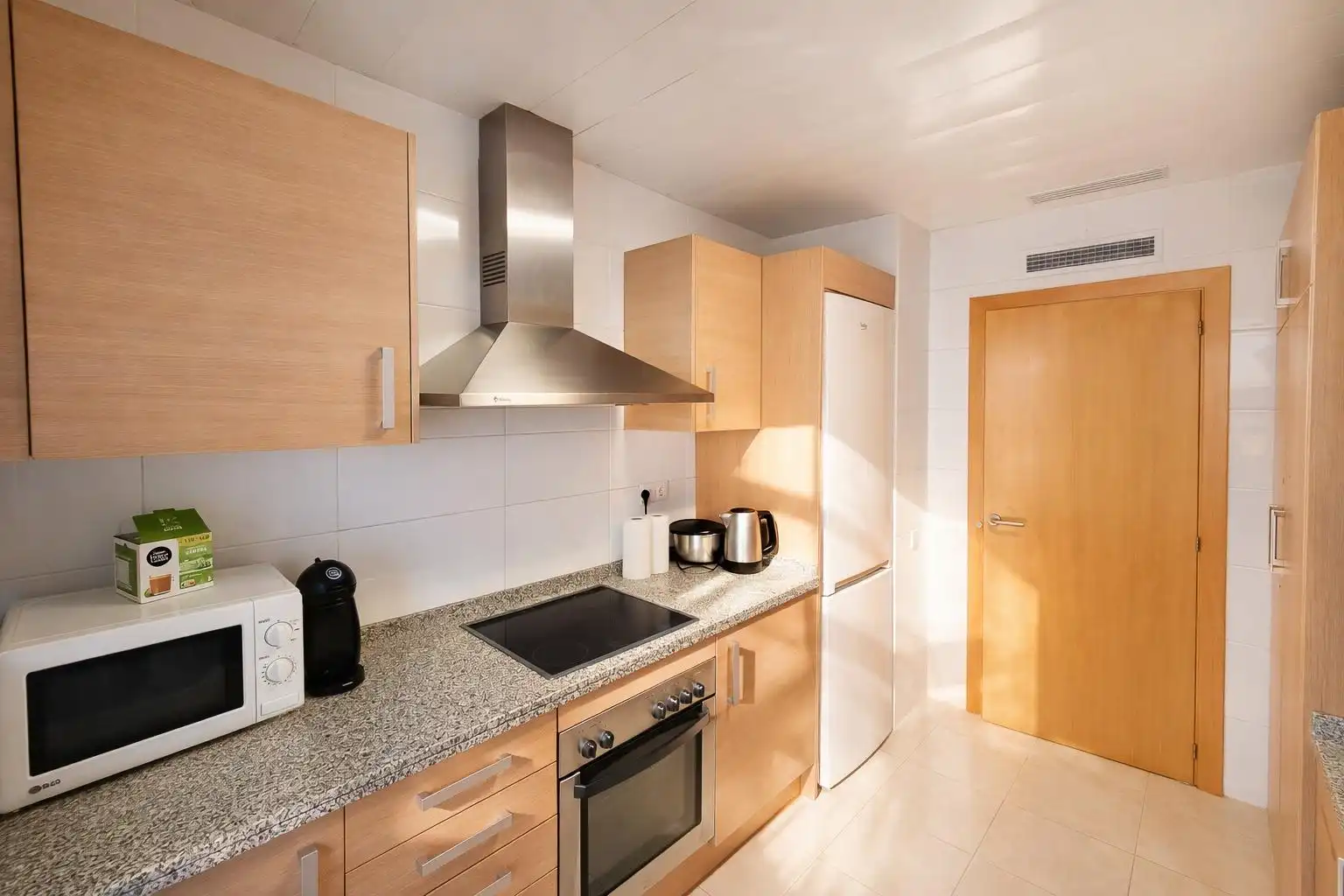 Cocina de Piso en venta en Salou con Aire acondicionado, Calefacción y Jardín privado