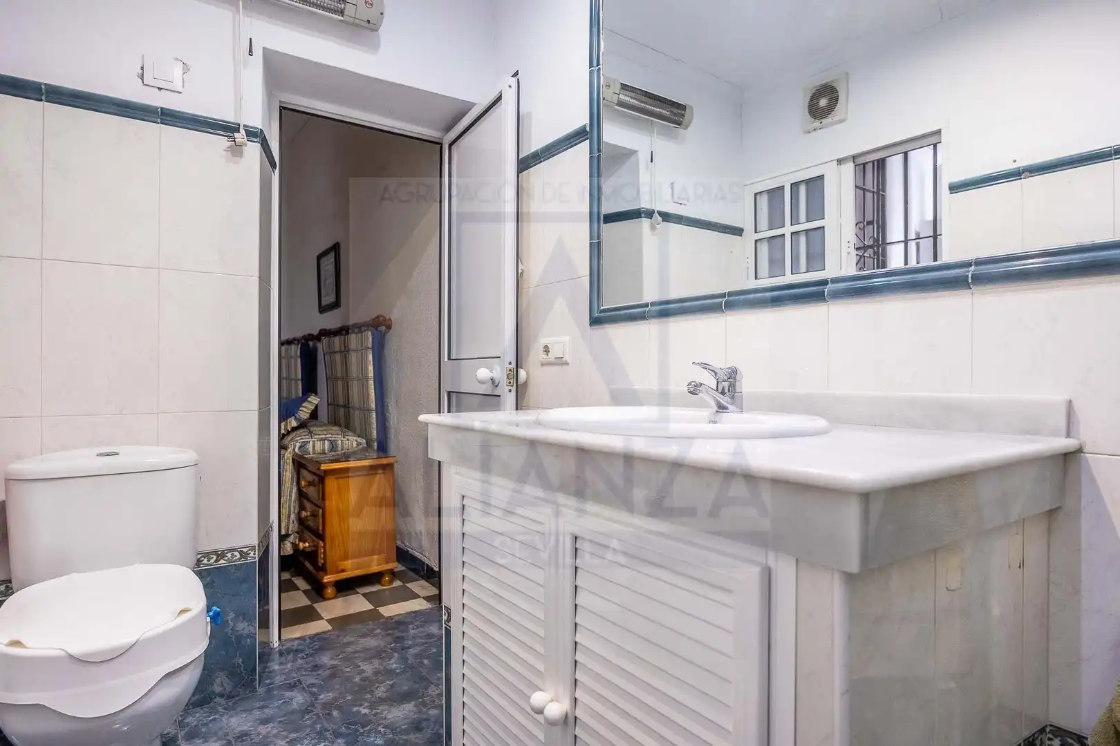 Baño de Casa o chalet en venta en Sevilla