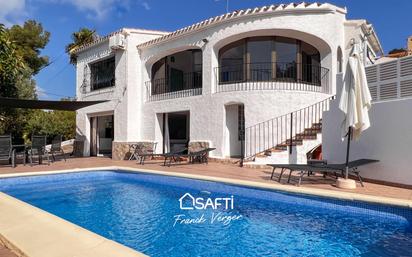 Vista exterior de Casa o xalet en venda en Jávea / Xàbia amb Aire condicionat, Terrassa i Piscina