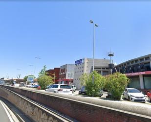 Vista exterior de Oficina en venda en Santander amb Calefacció