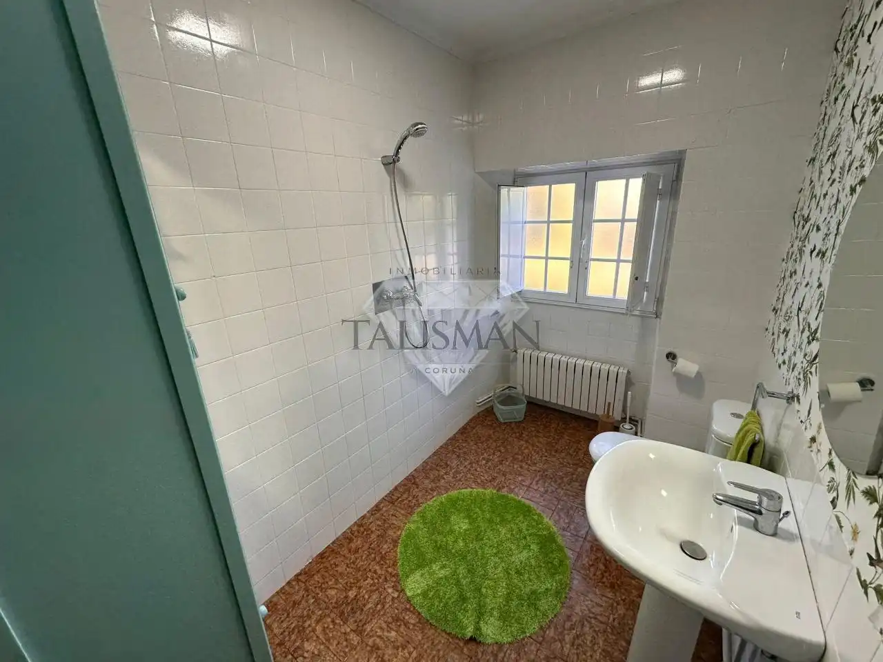 Bathroom of Houses for sale in Vilanova de Arousa  with Heating, Private garden and Terrace
