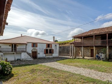 Landhaus zum Verkauf in Lalín