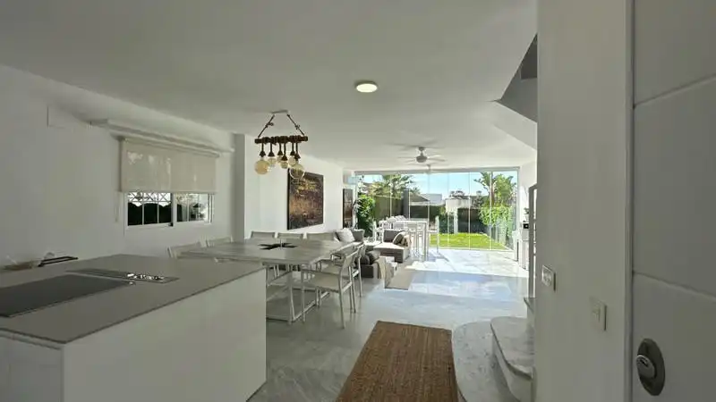 Kitchen of Detached homes for rent in Estepona  with Air Conditioner, Terrace and Storage room