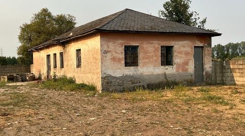 Foto 2 de Finca rústica en venta en Flores de Sil - La Placa, Ponferrada