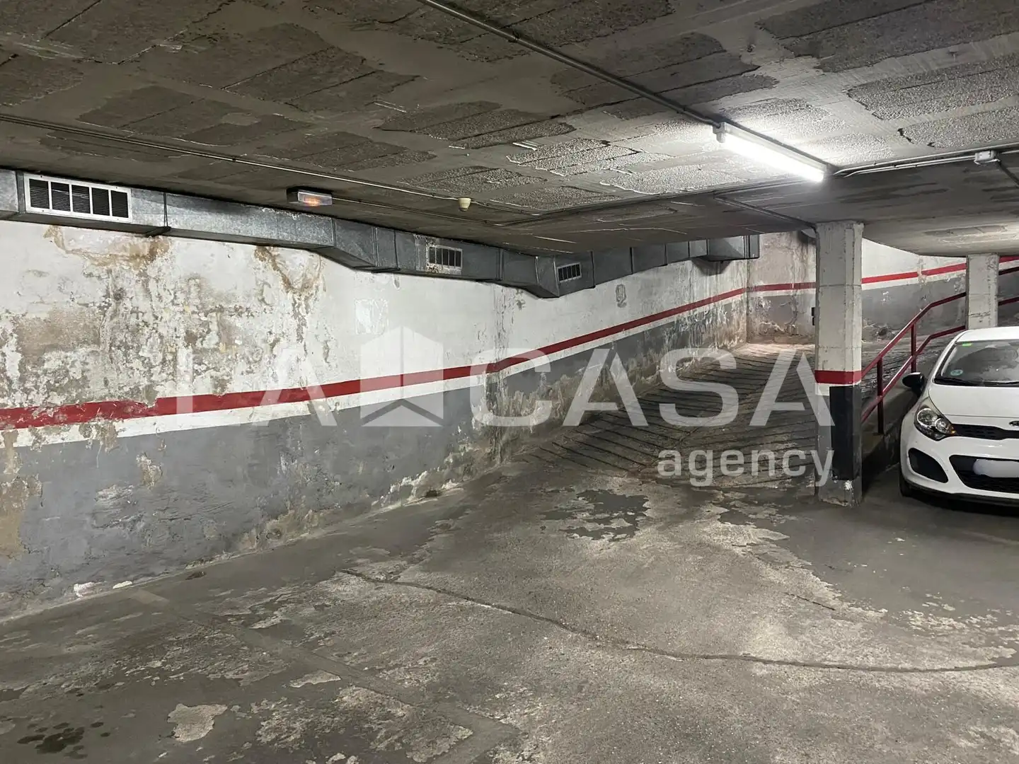 Garaje en venta en Santa Coloma de Gramenet