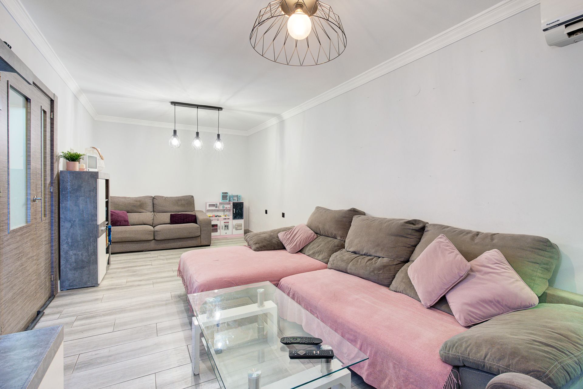 Casa adosada en venta en Calle Nerea Risquel