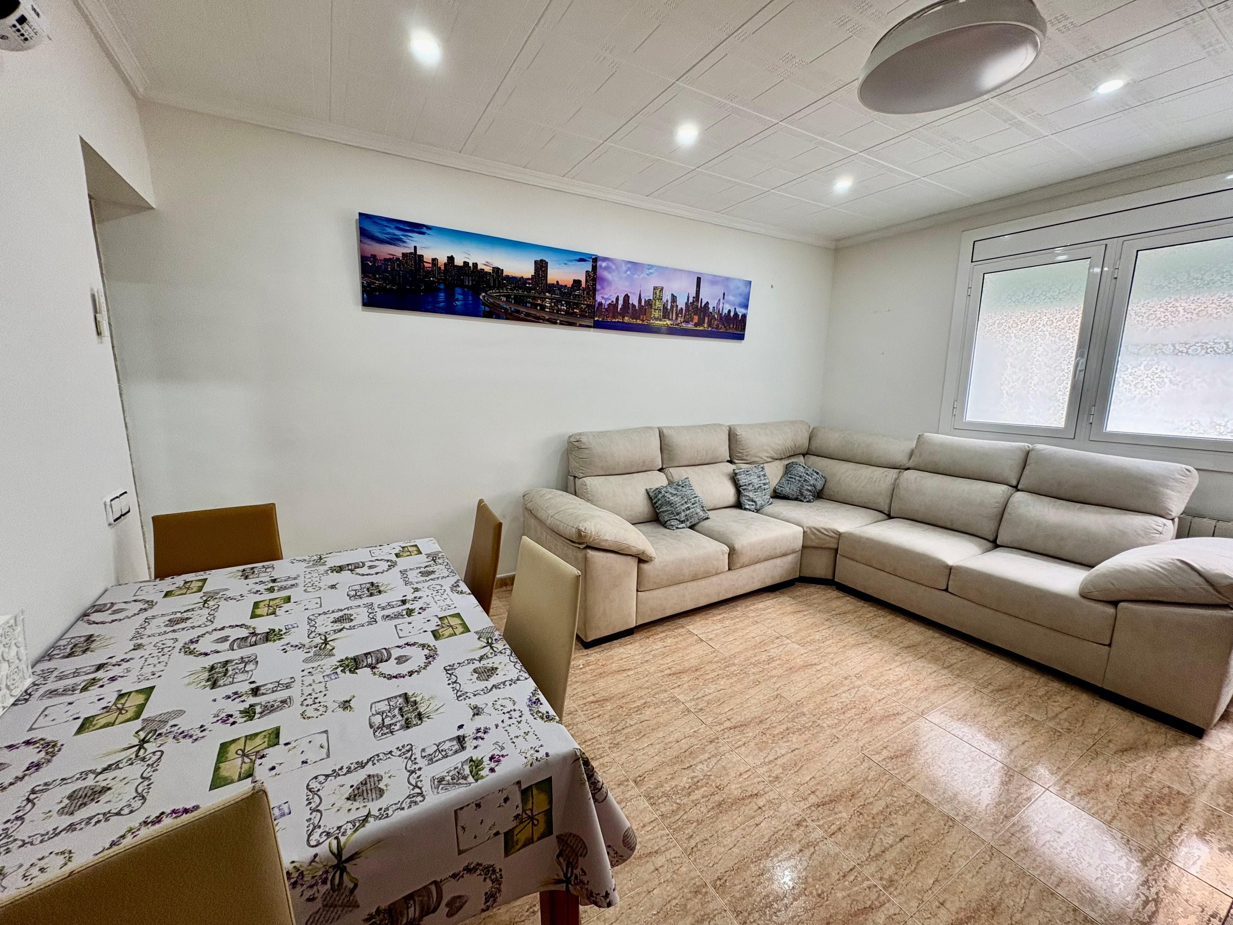 Sala de estar de Planta baja en venta en  Barcelona Capital