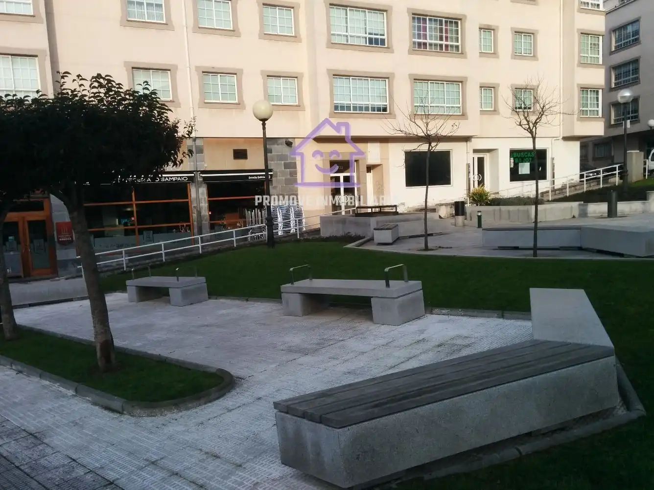Local comercial en venda a Avida Alcalde Manuel Platas Varela, 53, Oseiro