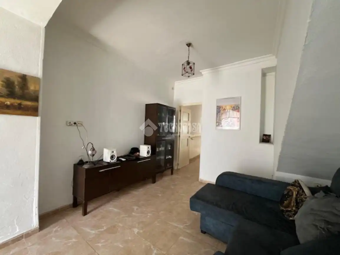 Sala de estar de Casa adosada en venta en Pilas con Aire acondicionado y Amueblado