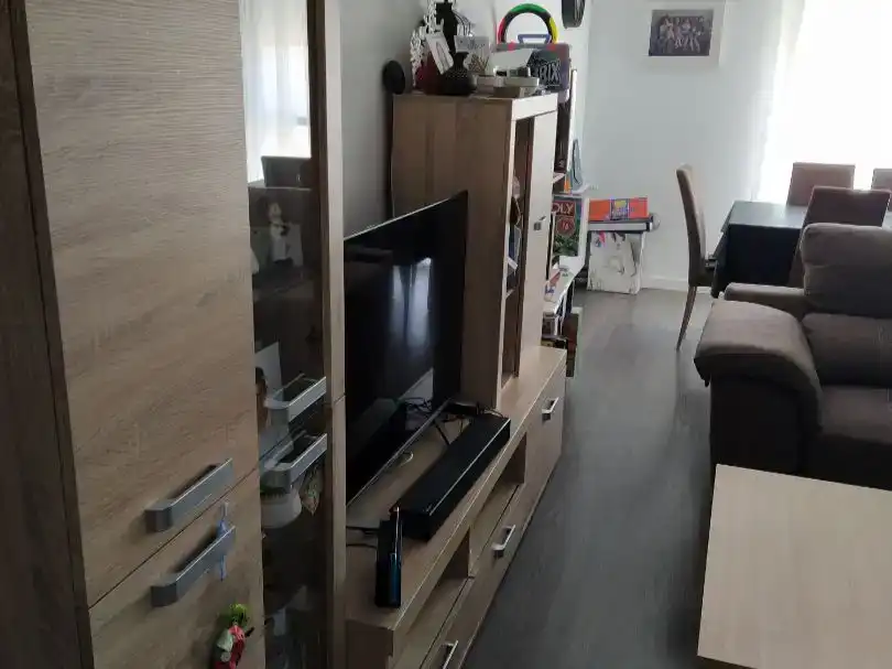 Sala d'estar de Pis en venda en Villalobón amb Parquet, Traster i Moblat