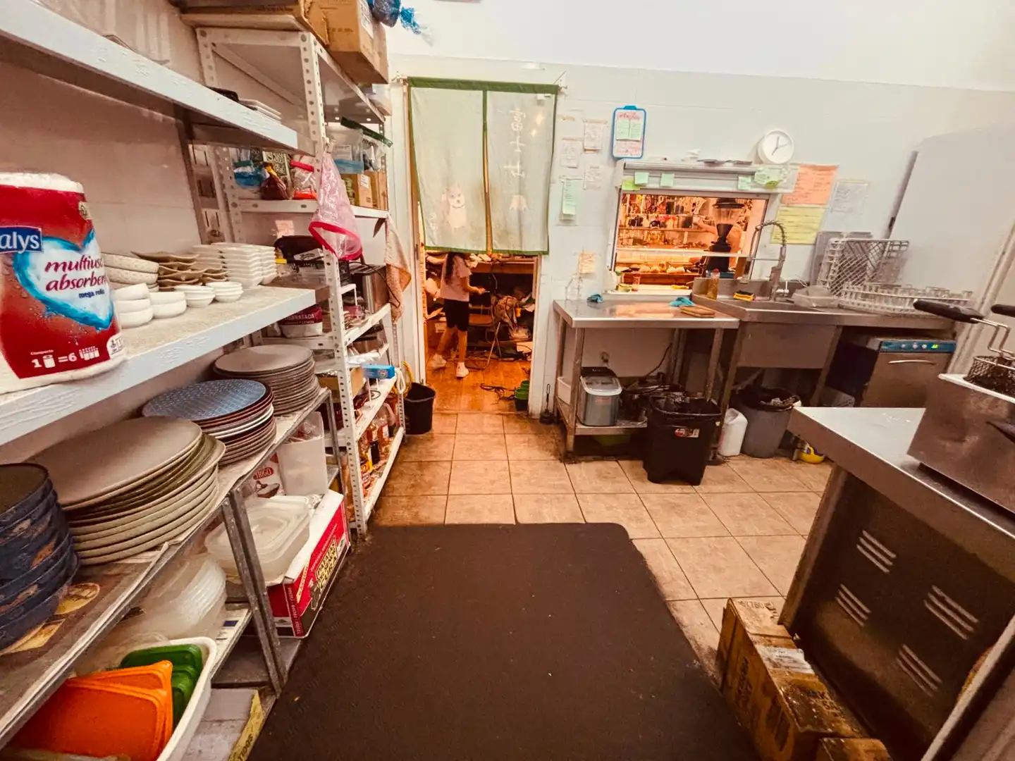 Local comercial en traspàs a Les Corts, imagen 2