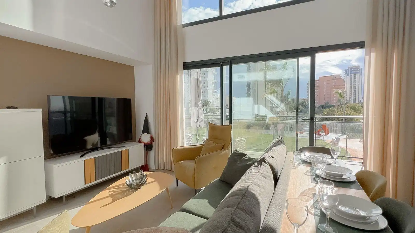 Sala de estar de Dúplex de alquiler en Calpe / Calp con Aire acondicionado, Terraza y Trastero