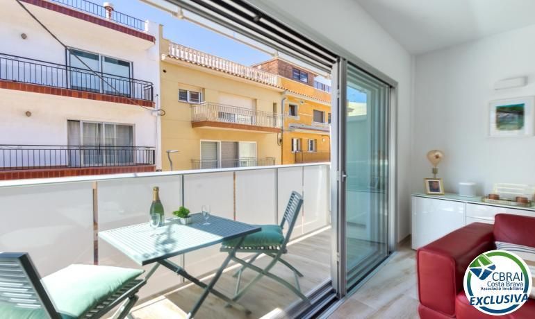 Balcony of Flat for sale in Roses  with Heating, Terrace and Oven