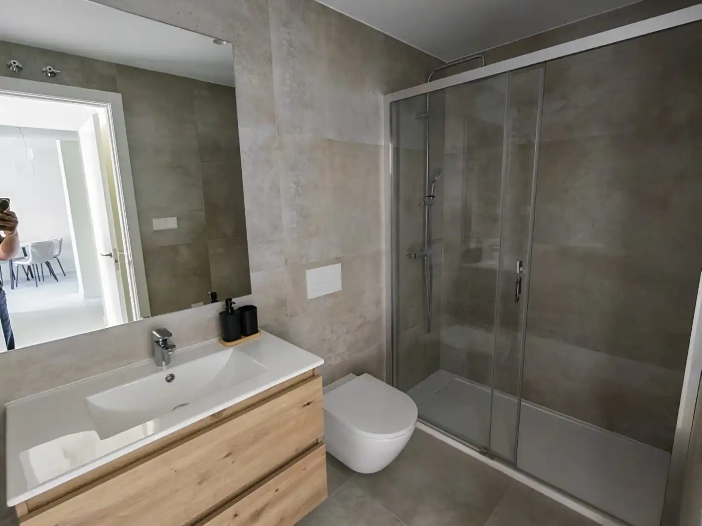 Bathroom of Flat for rent in Murcia  with Air Conditioner, Heating and Storage room