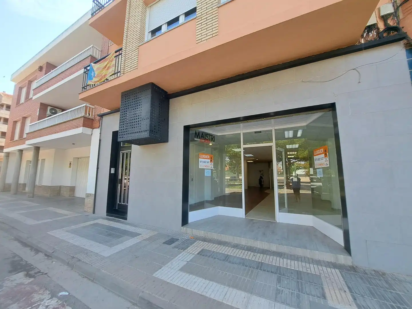 Locale commerciale in affitto a Avenida del Canal 5, imagen 4
