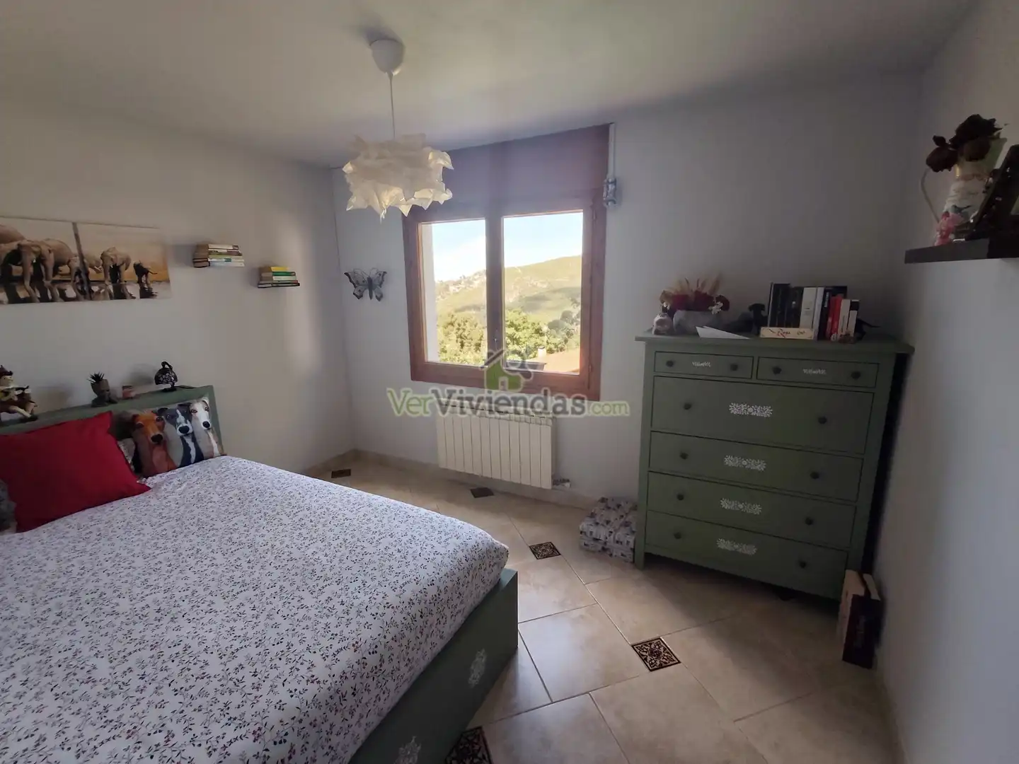 Dormitori de Casa o xalet en venda en Vallirana amb Calefacció, Jardí privat i Terrassa