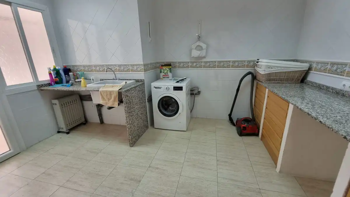 Cuina de Casa o xalet de lloguer en Benahavís amb Aire condicionat, Jardí privat i Terrassa