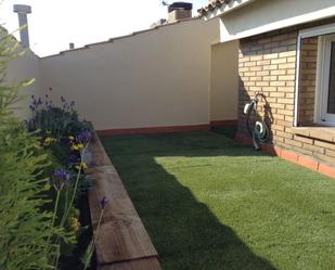 Jardí de Dúplex de lloguer en Igualada amb Calefacció, Parquet i Terrassa